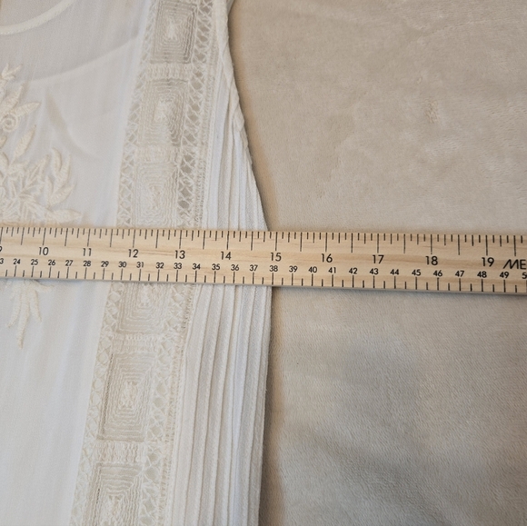 Elegant Whitish Cream Embroidered Dress - Picture 10 of 11